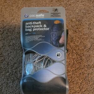 Pacsafe Anti-Theft Backpack Protector - Gray